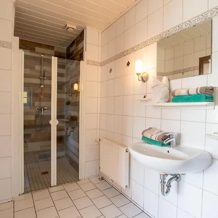 Apartment Apartmenthaus Djuren